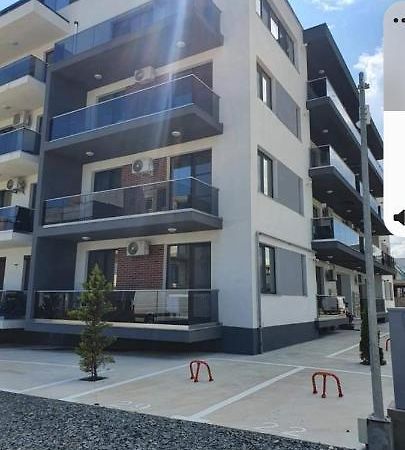 Apartament Mivali Apartment Năvodari Exterior foto