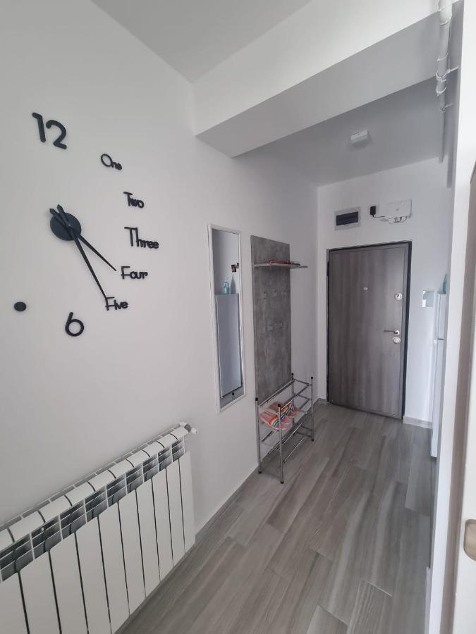 Apartament Mivali Apartment Năvodari Exterior foto