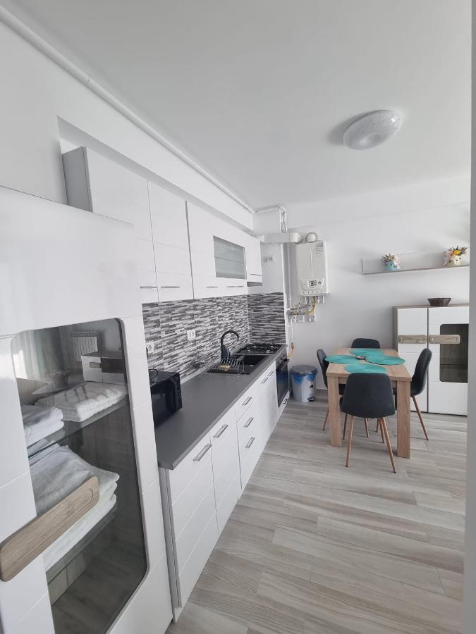 Apartament Mivali Apartment Năvodari Exterior foto