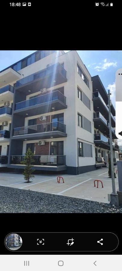 Apartament Mivali Apartment Năvodari Exterior foto